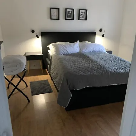 Apartment Hexenhaeuschen Wankendorf